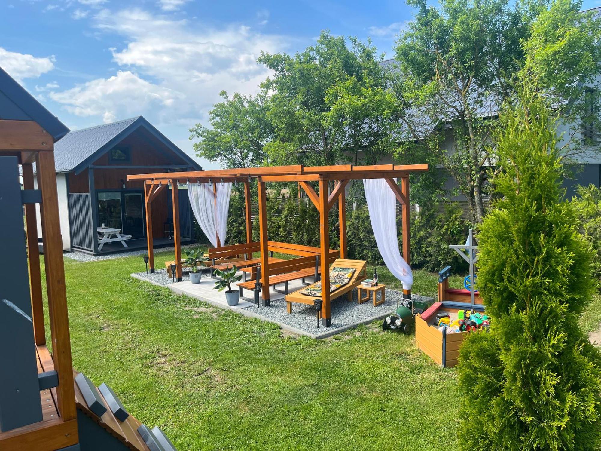 Zuzanna Lodge